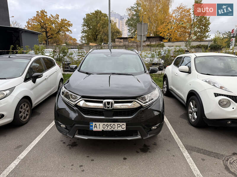 Внедорожник / Кроссовер Honda CR-V 2017 в Киеве