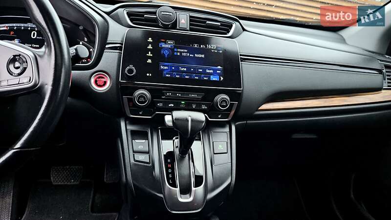 Внедорожник / Кроссовер Honda CR-V 2019 в Киеве