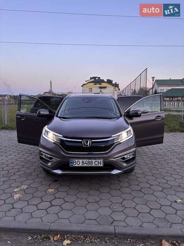 Внедорожник / Кроссовер Honda CR-V 2015 в Ивано-Франковске фото 7 Внедорожник / Кроссовер Honda CR-V 2015 в Ивано-Франковске