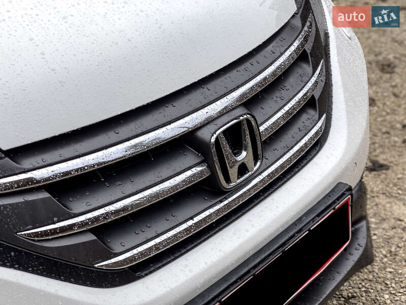 Внедорожник / Кроссовер Honda CR-V 2013 в Бродах