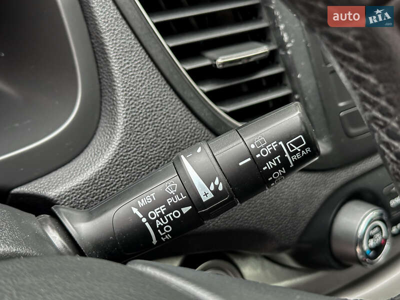 Внедорожник / Кроссовер Honda CR-V 2013 в Бродах