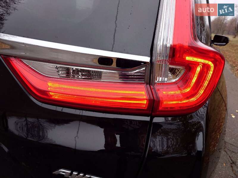 Внедорожник / Кроссовер Honda CR-V 2018 в Киеве