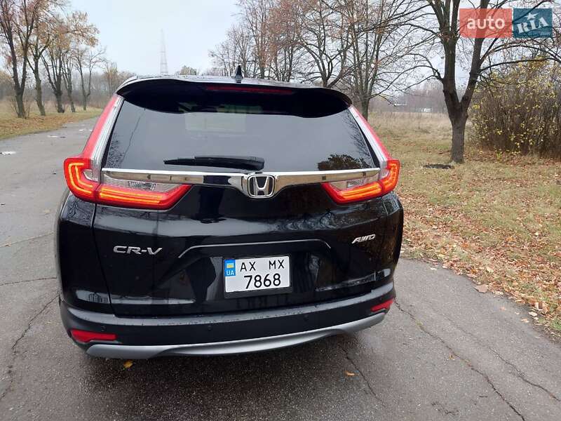 Внедорожник / Кроссовер Honda CR-V 2018 в Киеве
