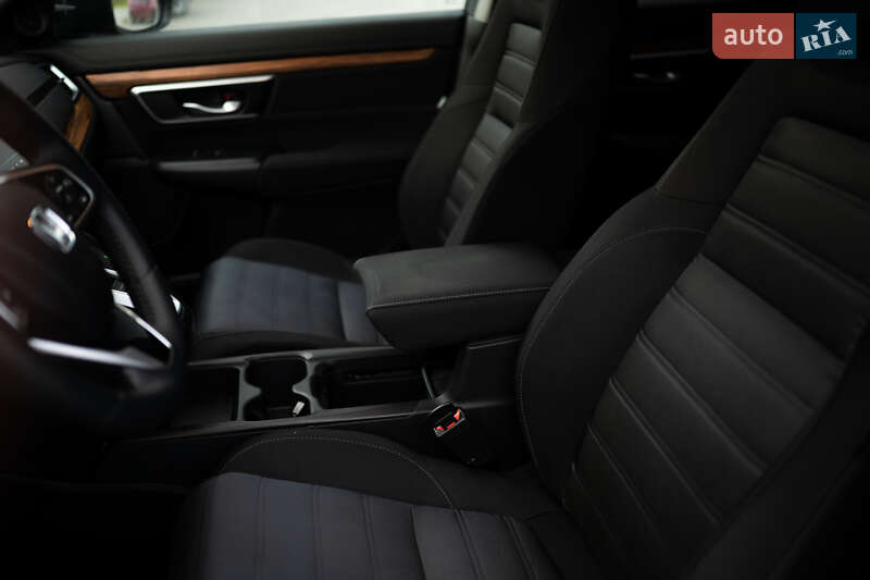 Внедорожник / Кроссовер Honda CR-V 2020 в Львове фото 35 Внедорожник / Кроссовер Honda CR-V 2020 в Львове