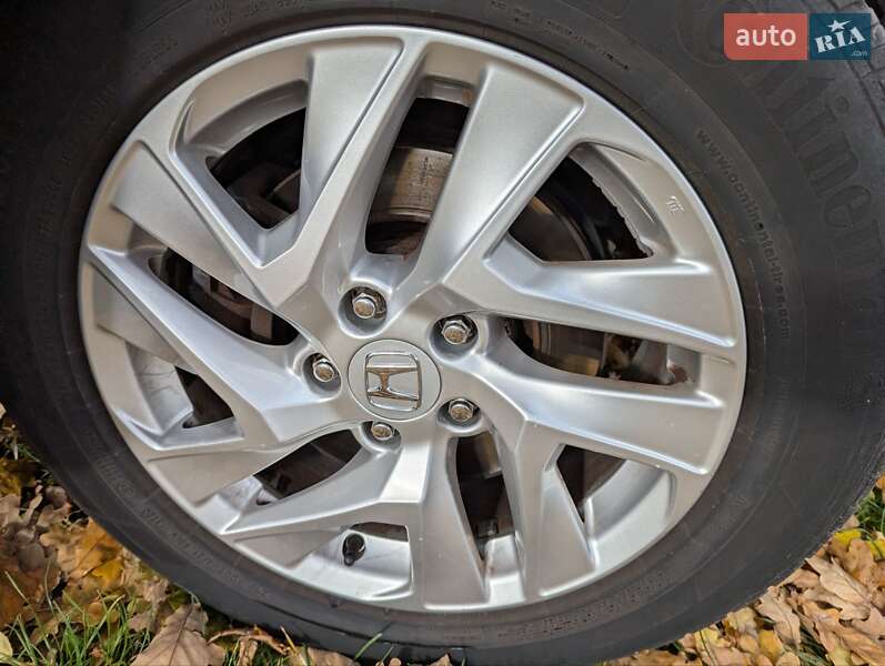 Позашляховик / Кросовер Honda CR-V 2015 в Вінниці