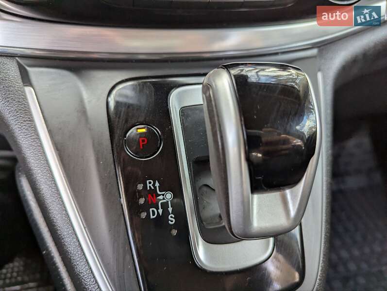 Позашляховик / Кросовер Honda CR-V 2015 в Вінниці