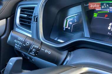 Позашляховик / Кросовер Honda CR-V 2022 в 