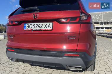 Позашляховик / Кросовер Honda CR-V 2023 в 