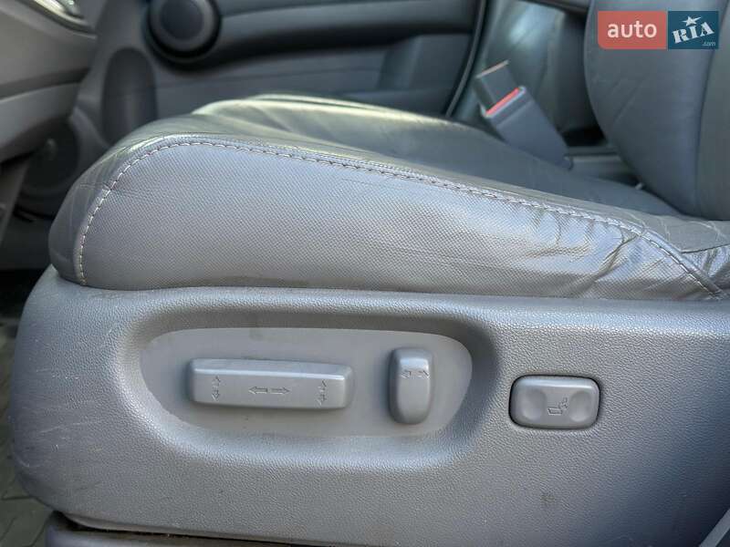 Позашляховик / Кросовер Honda CR-V 2010 в Львові фото 15 Позашляховик / Кросовер Honda CR-V 2010 в Львові