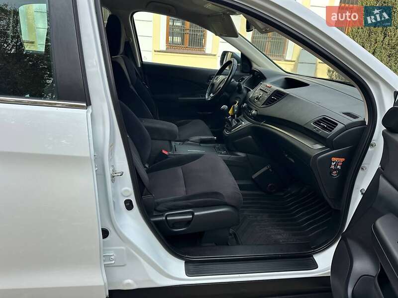 Внедорожник / Кроссовер Honda CR-V 2014 в Радивилове