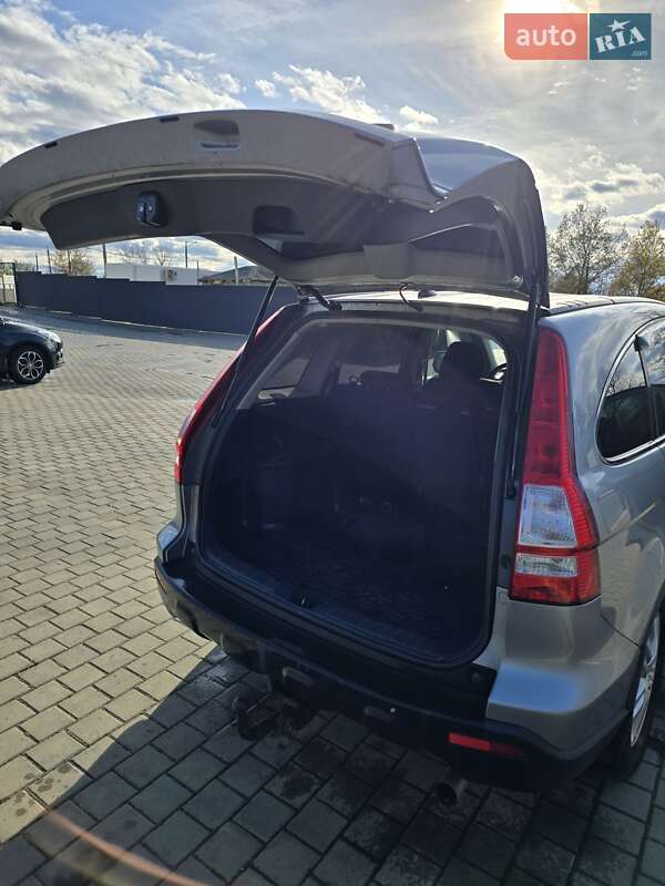 Внедорожник / Кроссовер Honda CR-V 2007 в Ивано-Франковске