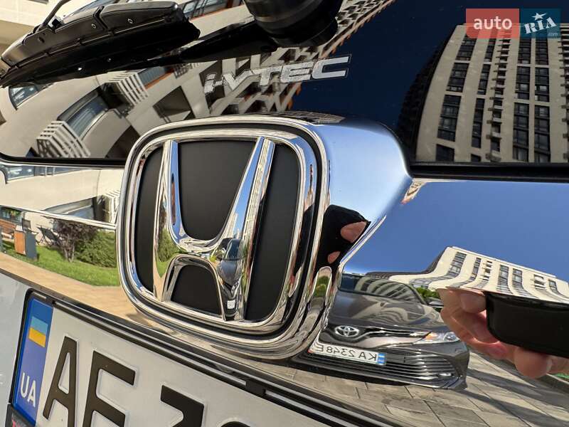 Позашляховик / Кросовер Honda CR-V 2015 в Києві фото 11 Позашляховик / Кросовер Honda CR-V 2015 в Києві