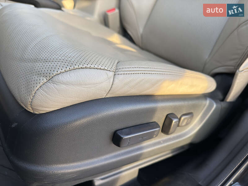 Позашляховик / Кросовер Honda CR-V 2013 в Радивиліві фото 34 Позашляховик / Кросовер Honda CR-V 2013 в Радивиліві