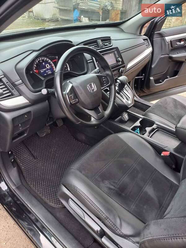 Позашляховик / Кросовер Honda CR-V 2017 в Львові