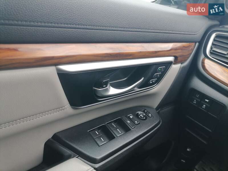Позашляховик / Кросовер Honda CR-V 2021 в Києві фото 32 Позашляховик / Кросовер Honda CR-V 2021 в Києві
