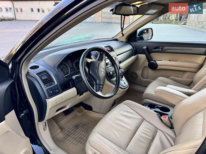 Внедорожник / Кроссовер Honda CR-V 2010 в Тернополе