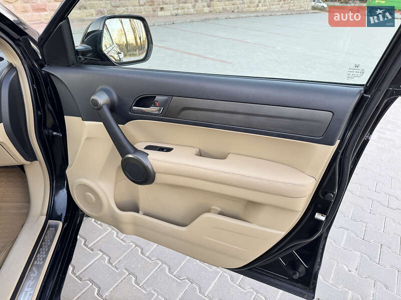 Внедорожник / Кроссовер Honda CR-V 2010 в Тернополе