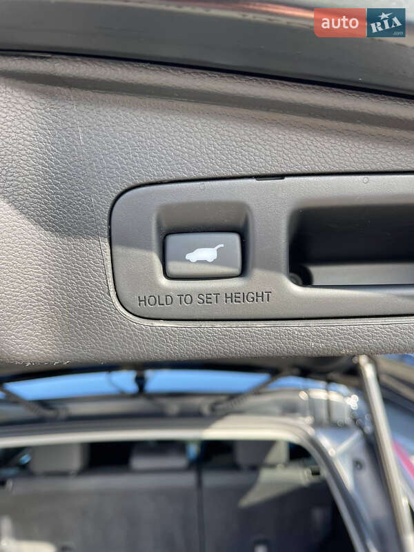 Позашляховик / Кросовер Honda CR-V 2022 в Львові