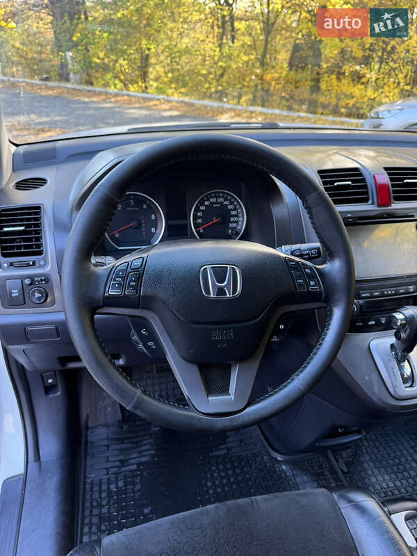 Внедорожник / Кроссовер Honda CR-V 2011 в Черновцах
