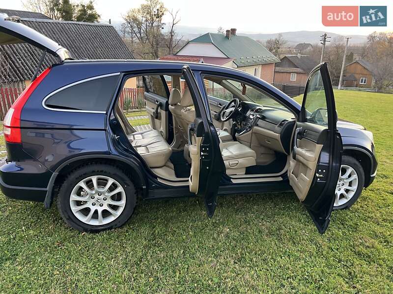 Внедорожник / Кроссовер Honda CR-V 2008 в Самборе