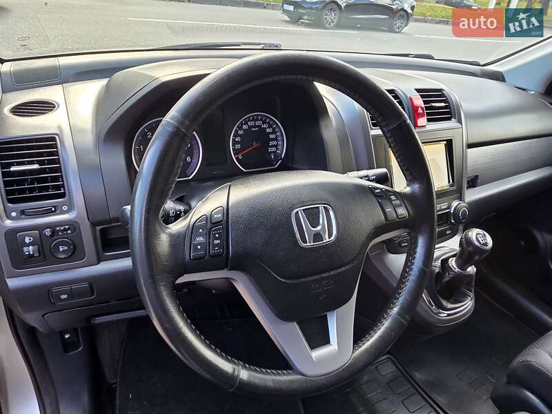 Внедорожник / Кроссовер Honda CR-V 2008 в Харькове