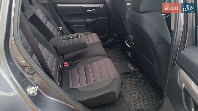 Позашляховик / Кросовер Honda CR-V 2018 в Києві