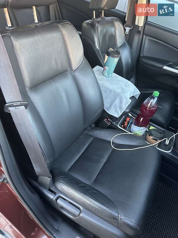 Внедорожник / Кроссовер Honda CR-V 2015 в Львове