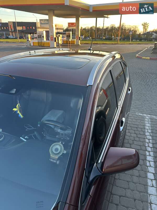 Внедорожник / Кроссовер Honda CR-V 2015 в Львове