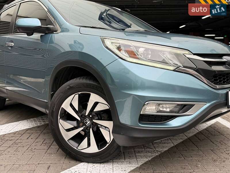 Позашляховик / Кросовер Honda CR-V 2016 в Києві