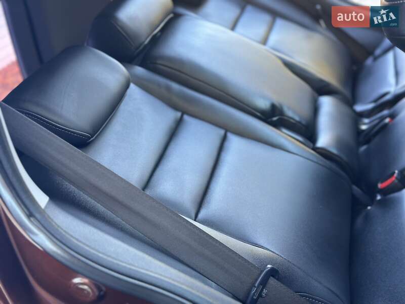 Внедорожник / Кроссовер Honda CR-V 2012 в Дрогобыче