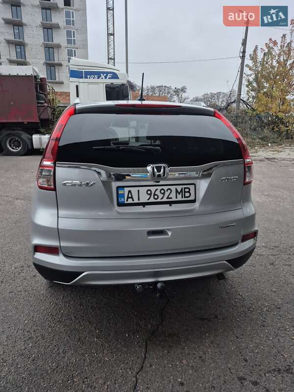 Внедорожник / Кроссовер Honda CR-V 2016 в Киеве