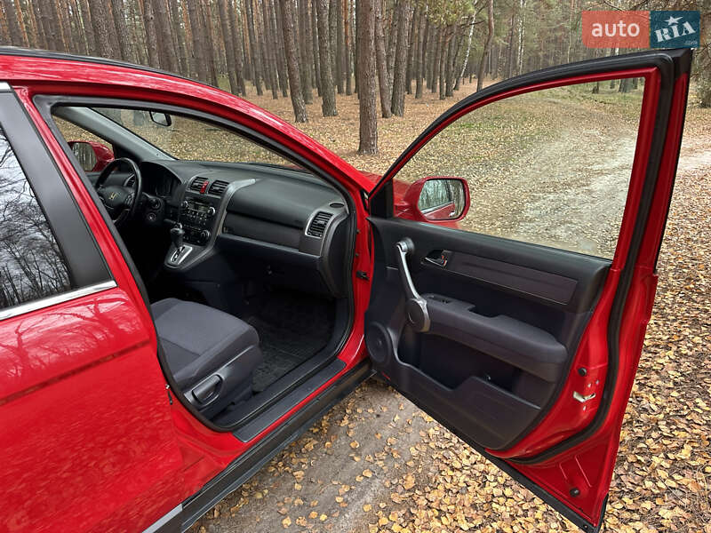 Внедорожник / Кроссовер Honda CR-V 2008 в Сумах