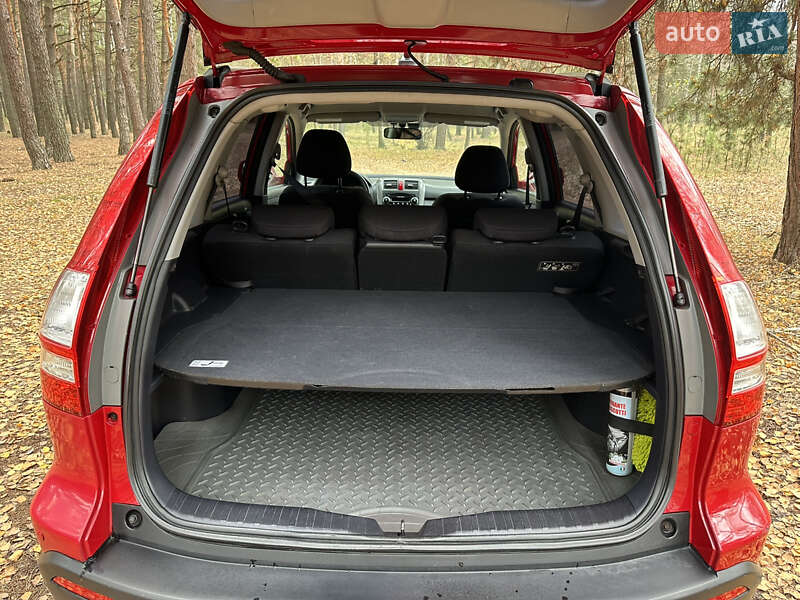 Внедорожник / Кроссовер Honda CR-V 2008 в Сумах