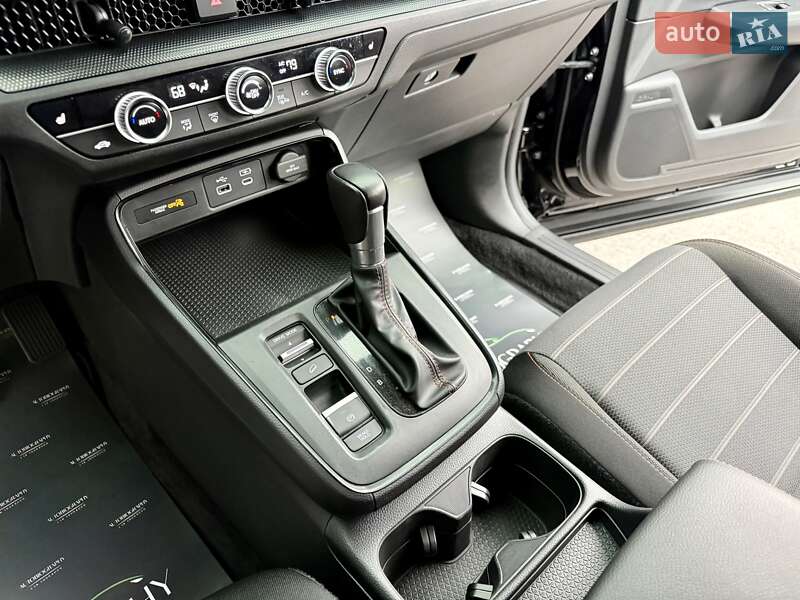 Внедорожник / Кроссовер Honda CR-V 2023 в Киеве