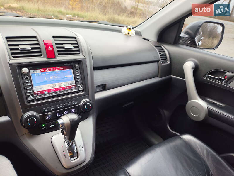 Позашляховик / Кросовер Honda CR-V 2007 в Краснограді