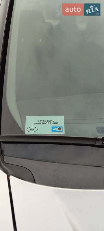 Внедорожник / Кроссовер Honda CR-V 2005 в Каневе