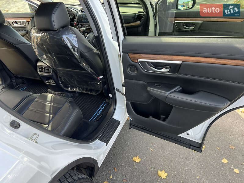 Внедорожник / Кроссовер Honda CR-V 2019 в Калиновке фото 14 Внедорожник / Кроссовер Honda CR-V 2019 в Калиновке