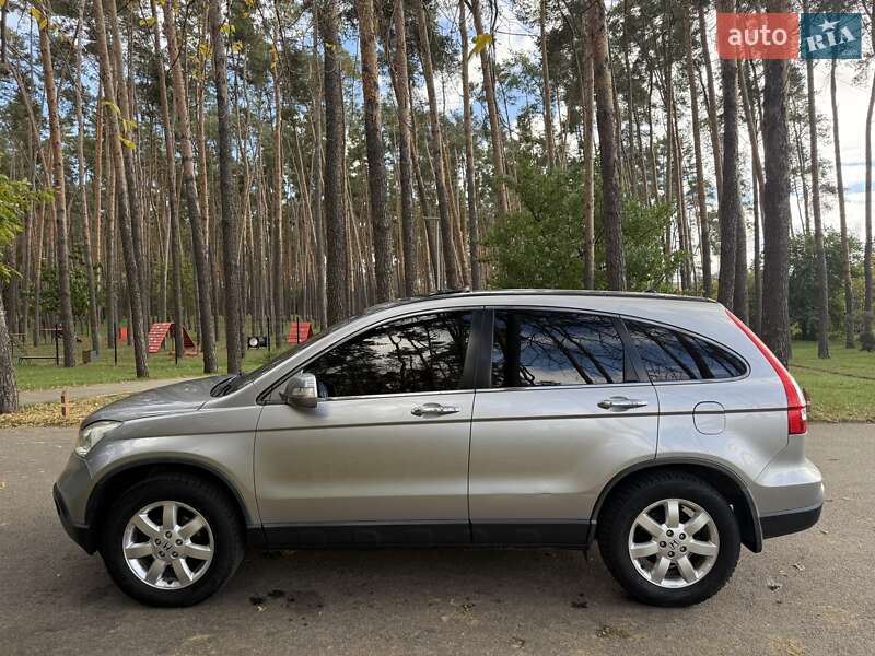 Позашляховик / Кросовер Honda CR-V 2008 в Києві
