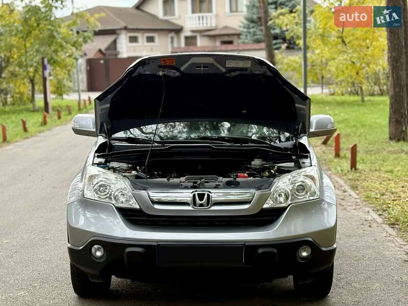 Позашляховик / Кросовер Honda CR-V 2008 в Києві