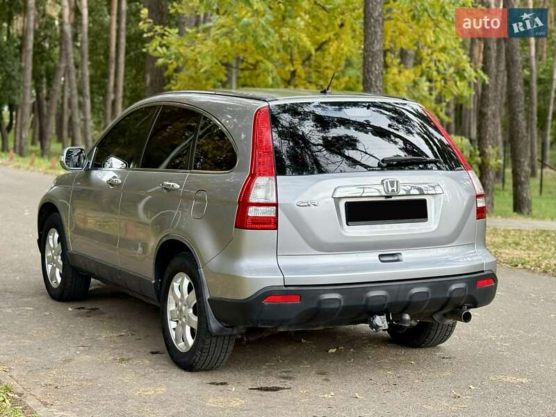 Позашляховик / Кросовер Honda CR-V 2008 в Києві