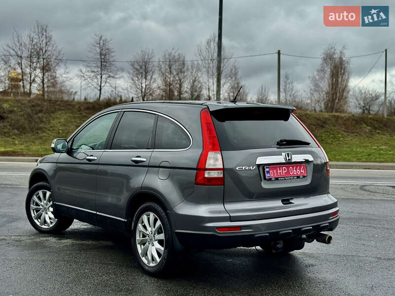 Позашляховик / Кросовер Honda CR-V 2011 в Полтаві