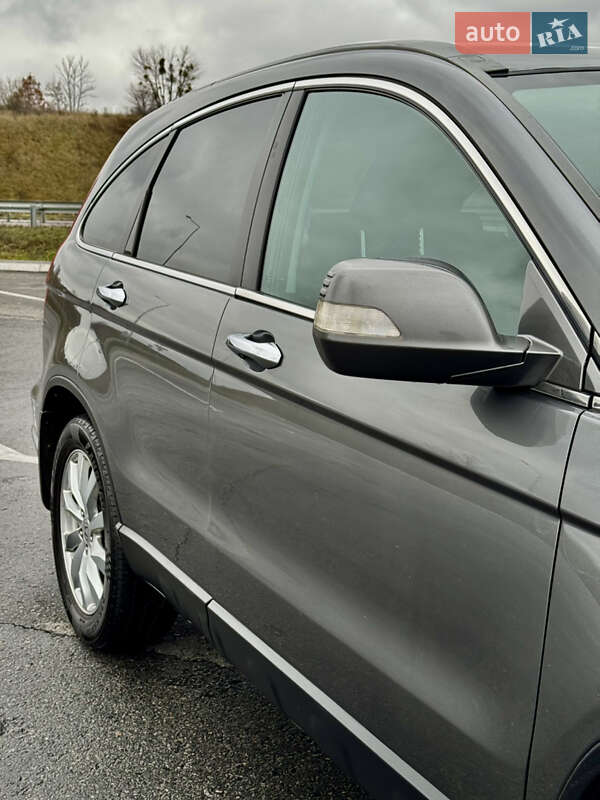 Позашляховик / Кросовер Honda CR-V 2011 в Полтаві