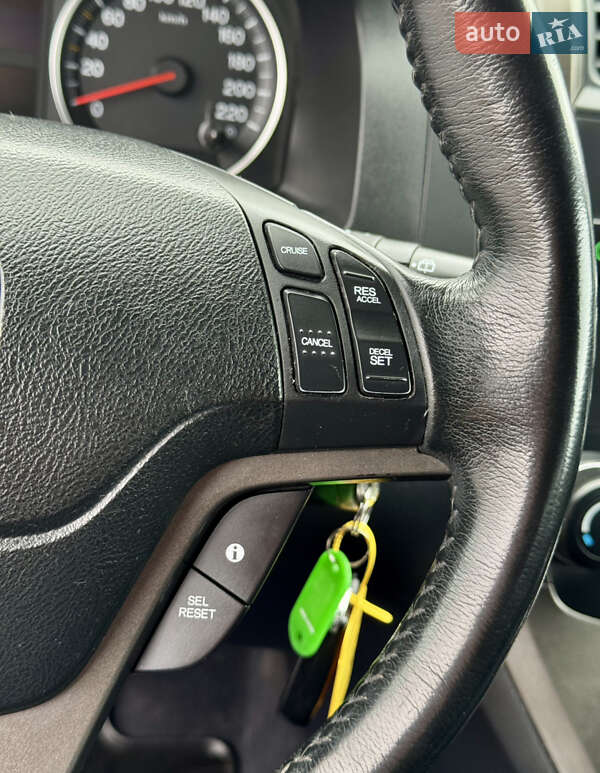 Позашляховик / Кросовер Honda CR-V 2011 в Полтаві