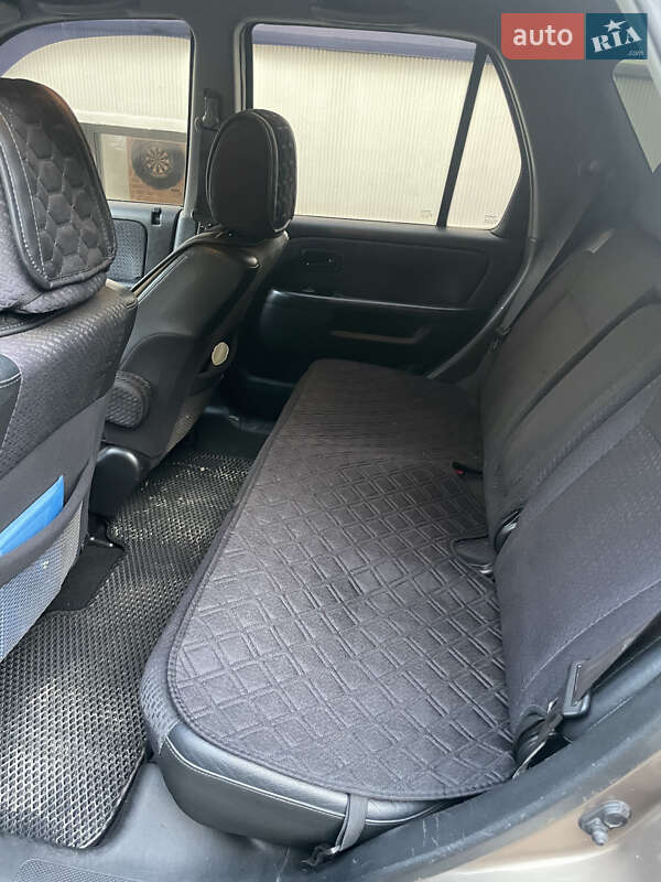 Внедорожник / Кроссовер Honda CR-V 2003 в Львове