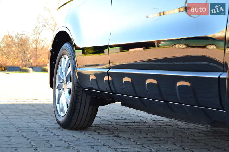 Позашляховик / Кросовер Honda CR-V 2011 в Дрогобичі