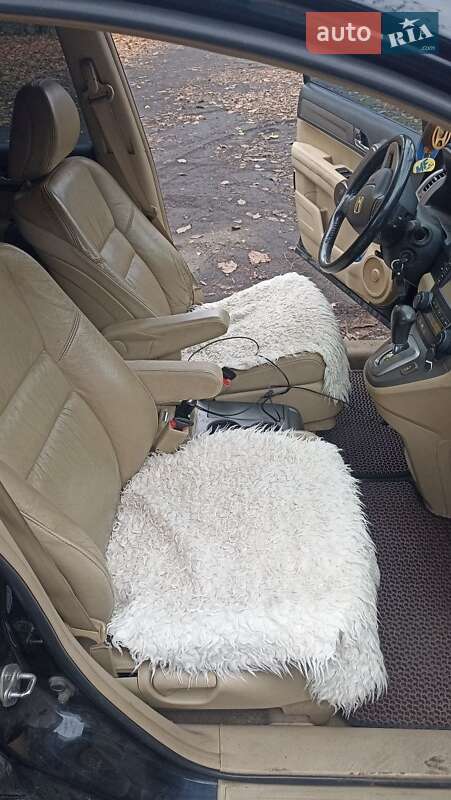 Внедорожник / Кроссовер Honda CR-V 2008 в Синельниково