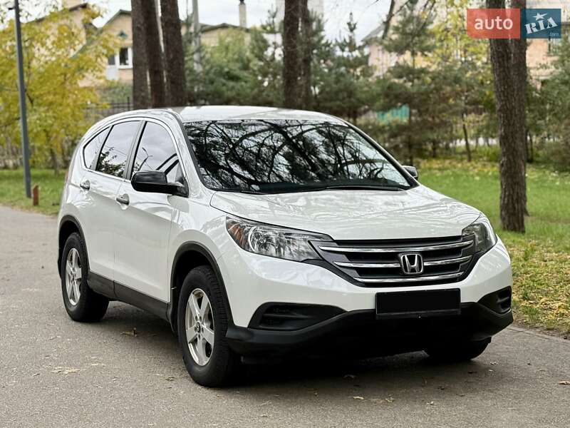 Позашляховик / Кросовер Honda CR-V 2015 в Києві