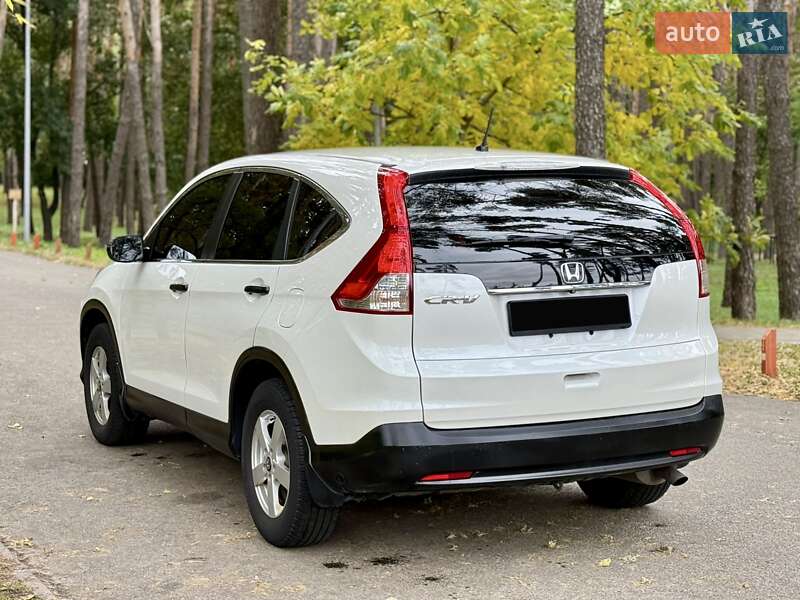 Позашляховик / Кросовер Honda CR-V 2015 в Києві