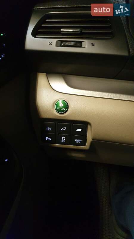 Позашляховик / Кросовер Honda CR-V 2014 в Вінниці