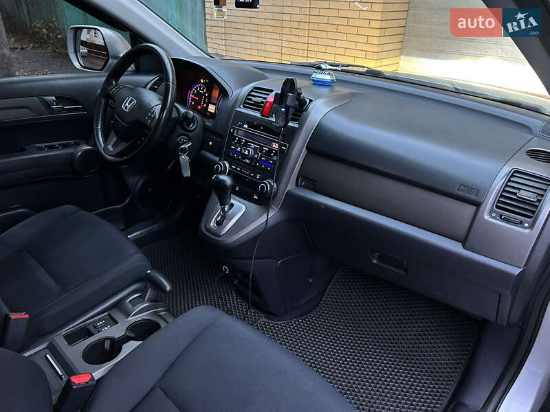Внедорожник / Кроссовер Honda CR-V 2011 в Черкассах